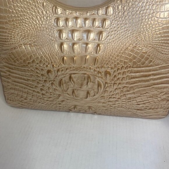 Brahmin Tabitha leather shoulder bag in a light gold or natural croc-e - Picture 8 of 10
